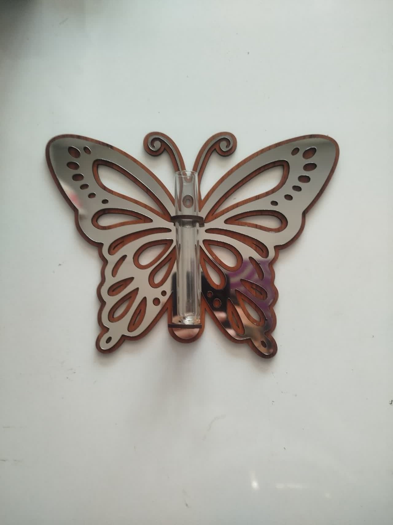 تصویر 2 محصول استند دیواری پروانه‌ای با گلدان شیشه‌ای 